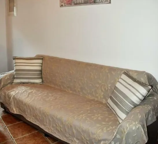 Giannoylas Hoyse{pigadi